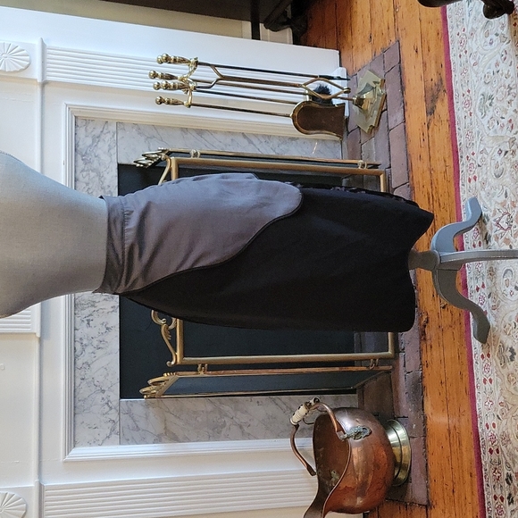 Anno Mundi Skirt - Picture 10 of 11